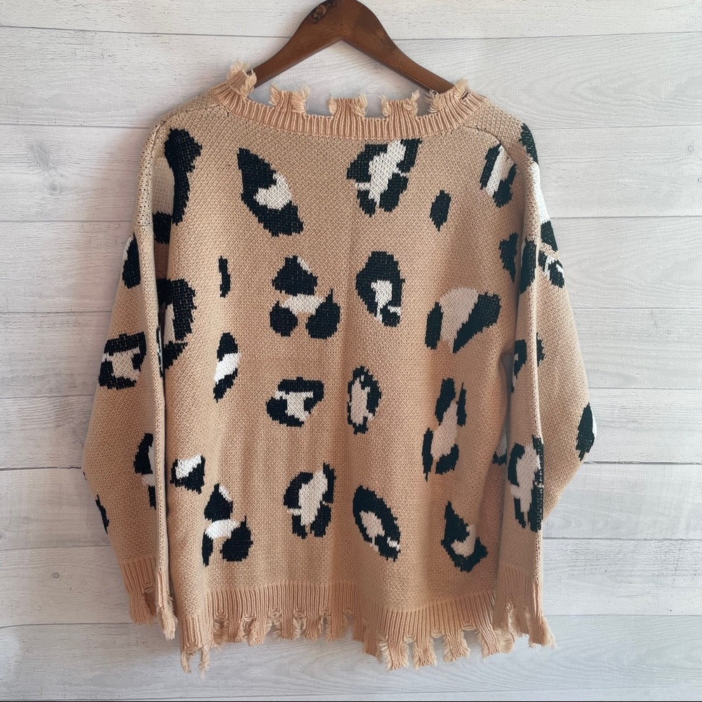 Leopard Print Ripped Sweater S - Picture 8 of 10